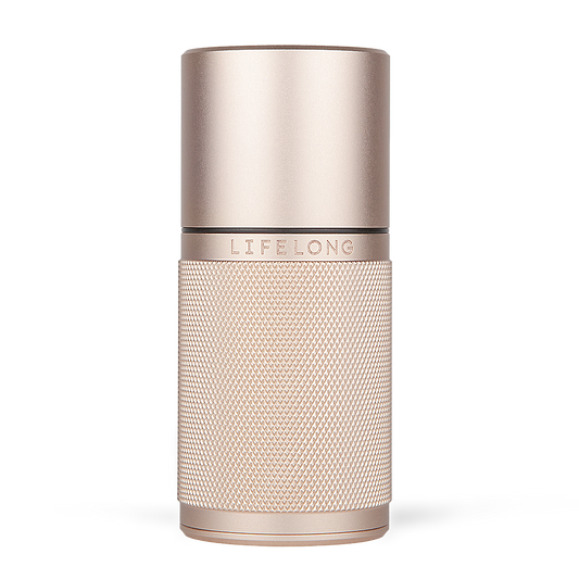 Rose-colored refillable luxury deodorant case from lifelongdeo. It has knurled details, logo in the middle and made of hardened anodised aluminium.