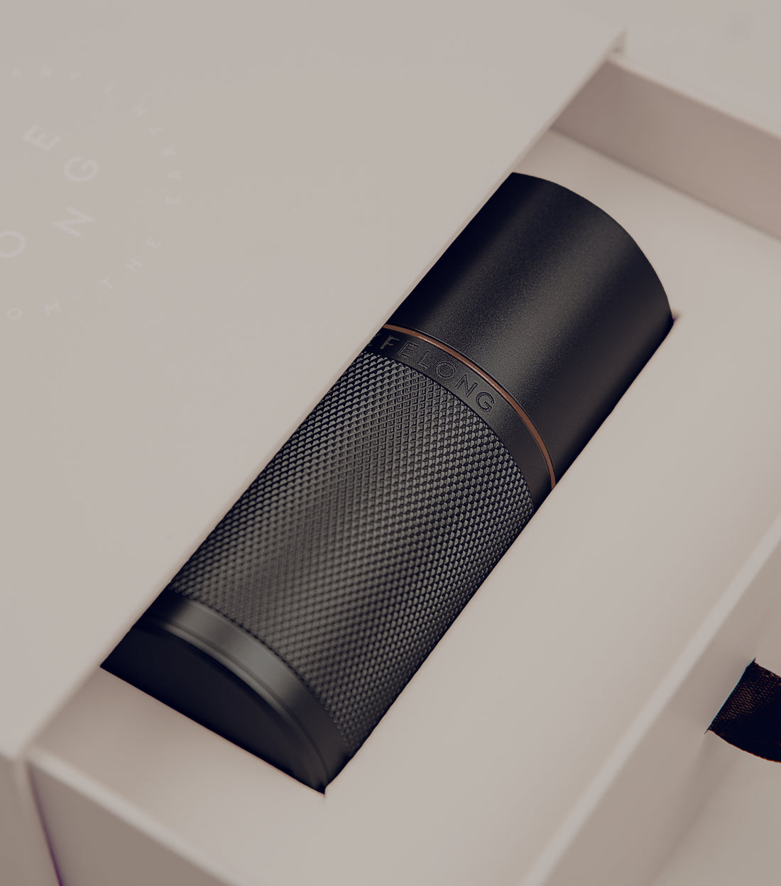 LIFELONG sustainable deodorant starter kit — refillable can and accessories displayed on plain background.